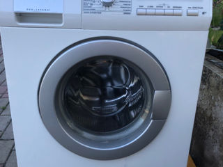 Mașina de spălat rufe de marca AEG Germana 8 kg