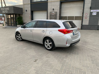 Toyota Auris foto 3