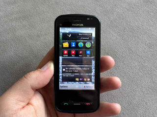 Nokia C6 foto 1