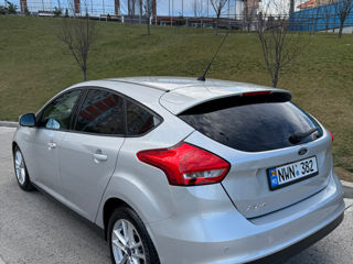 Ford Focus foto 3