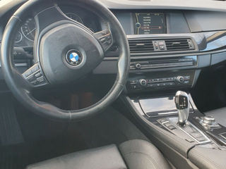 BMW 5 Series foto 5