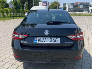 Skoda Superb фото 4