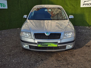 Skoda Octavia foto 2