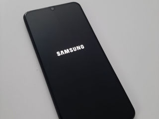 Samsung A50 foto 1
