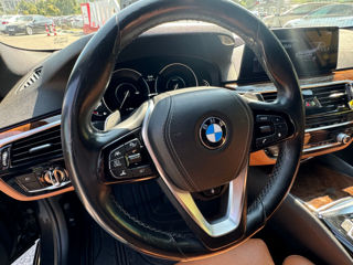 BMW 5 Series foto 11