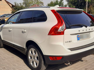 Volvo XC60 foto 5