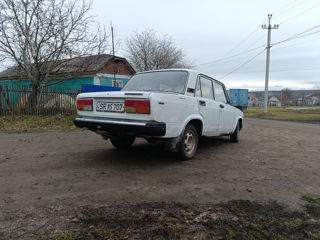 Lada / ВАЗ 2107 foto 4