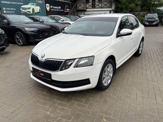 Skoda Octavia foto 1