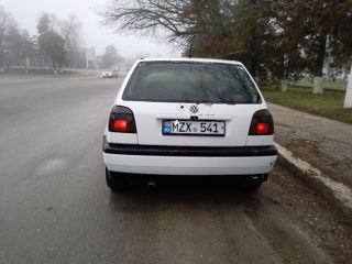 Volkswagen Golf foto 4