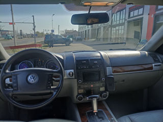 Volkswagen Touareg foto 5