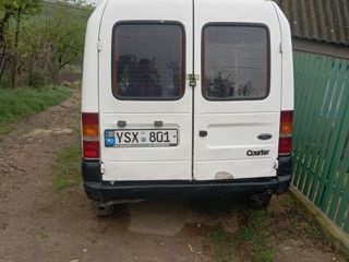 Ford Courier foto 1