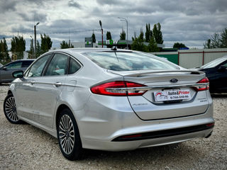 Ford Fusion foto 4