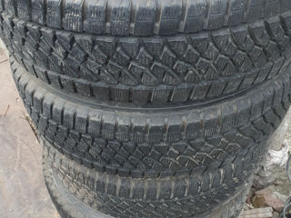 205/75/r16-c- bridgestone. r16x6x130.