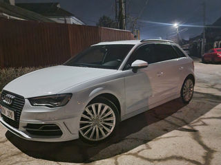 Audi A3 e-tron, 2016 г.