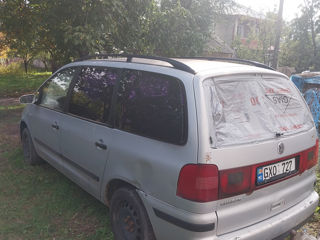 Volkswagen Sharan foto 4