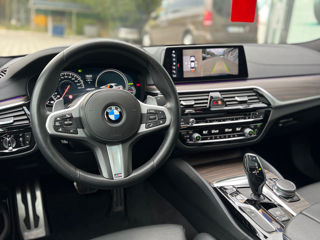 BMW 5 Series foto 5