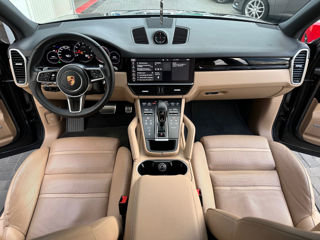 Porsche Cayenne foto 15