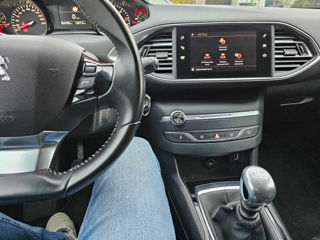 Peugeot 308 foto 4