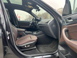 BMW iX3 foto 13