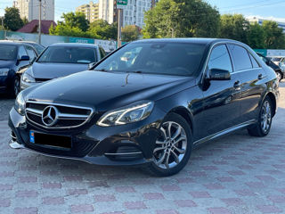 Mercedes E-Class foto 1