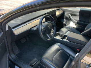 Tesla Model 3 foto 10