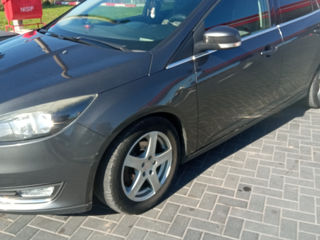 Ford Focus foto 1