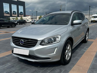 Volvo XC60 foto 2