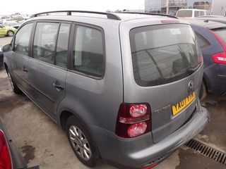 Volkswagen Touran foto 4