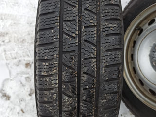 Pirelli 195/65 R16C Vito,Viano T4 se poate si separat