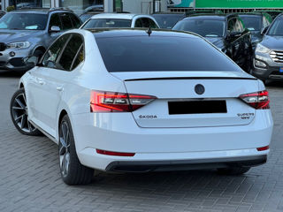 Skoda Superb foto 5