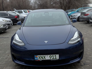 Tesla Model 3 foto 6