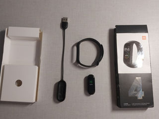Vând Brățară Fitness Xiaomi Mi Smart Band 4