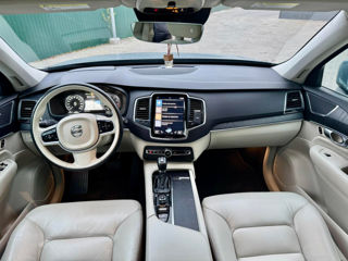 Volvo XC90 foto 7