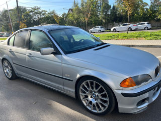 BMW 3 Series foto 4