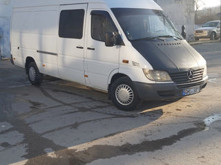 Mercedes Sprinter foto 2