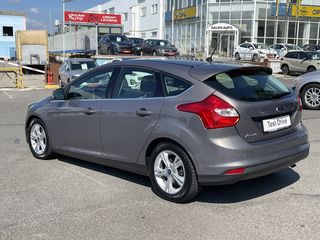 Ford Focus foto 7