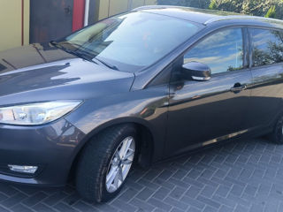 Ford Focus foto 2