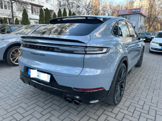 Porsche Cayenne Coupe foto 4