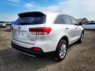 KIA Sorento foto 3