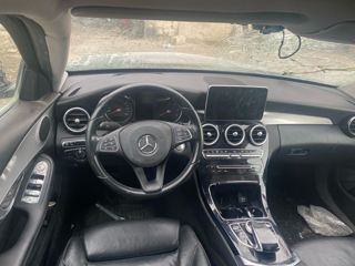 Mercedes C-Class foto 3