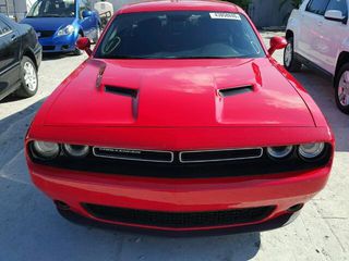 Dodge Challenger foto 2