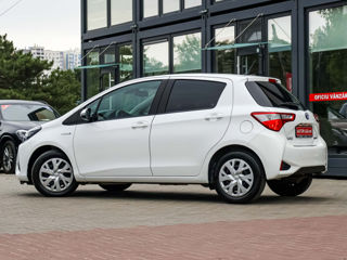 Toyota Yaris foto 2