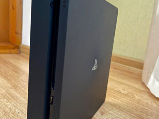 PlayStation 4 Slim 1TB (CUH-2016B)