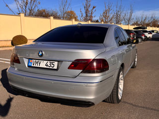 BMW 7 Series foto 5