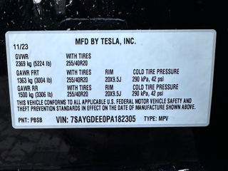 Tesla Model Y foto 8