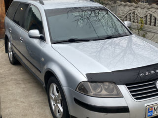 Volkswagen Passat foto 2