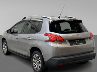 Peugeot 2008 foto 4