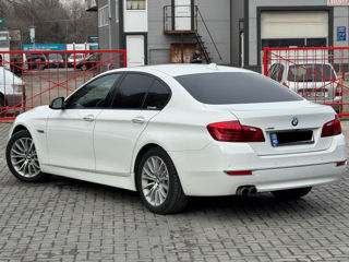 BMW 5 Series foto 5