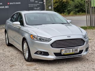 Ford Fusion foto 1