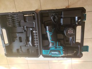 Шуруповёрт Makita 12 V.Mașina de înșurubat și găurut Makita 12 V foto 2